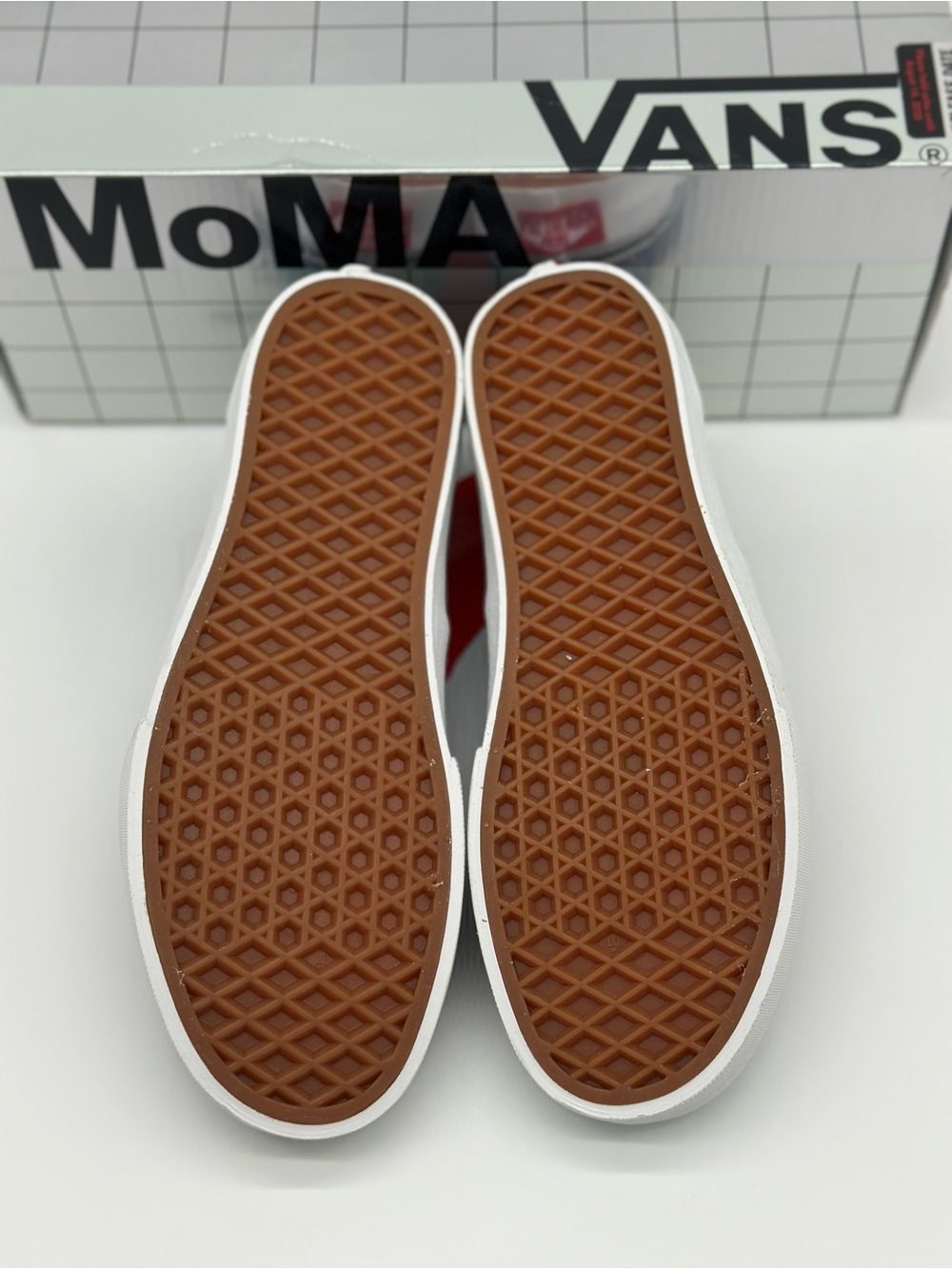 Vans x MoMA Multicolor Low Top Sneakers - White Laces - Picture 5 of 9